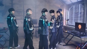 0胜率皇子耐人寻味？TES不敌KT 吧友们觉得谁的问题最大？