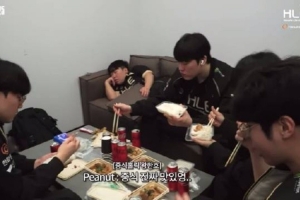 HLE众人讨论美食 Viper：我觉得韩料更好吃点，吃了一辈子的口味