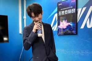 doinb分享解说杯照片：工作花絮yeah