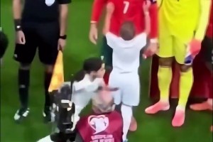 全场欢呼！上田绮世赛后采访：目标是世界杯冠军，我们正在努力！