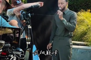 小学生变大佬！库里拍摄广告抽着雪茄 大佬气势十足啊~
