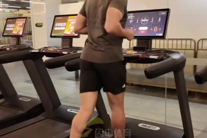 莫德里奇在训练场，激励红黑军团的年轻一代