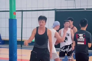 邓超的篮球主打基本功，终结真有两下子哦