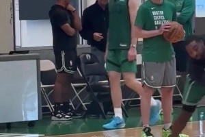 火箭计划为杜兰特树立两座雕像 杜兰特表态要为休斯敦带来总冠军