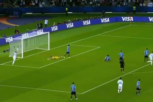 看了C罗这个视频，让人觉得凌空抽射很简单